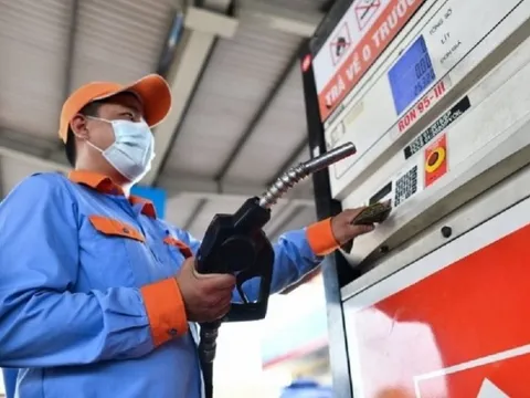 Giá xăng trong nước tiếp đà tăng hay quay đầu giảm nhẹ?