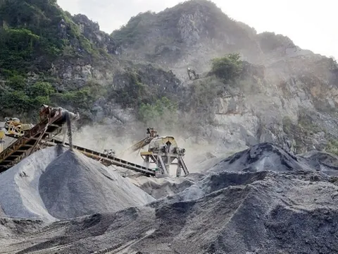 Phạt hơn 1,1 tỉ đồng doanh nghiệp khai khoáng có nhiều vi phạm