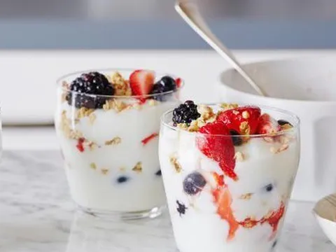 Ăn chao, sữa chua... người cholesterol cao gặp 3 tác động bất ngờ