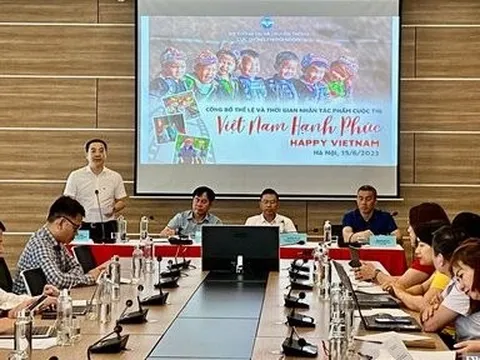 Xây dựng hình ảnh về một Việt Nam hạnh phúc qua góc nhìn khách quan