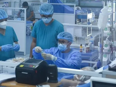 Dịch COVID-19 hôm nay: Ca nhiễm tăng, giải trình tự gen SARS-CoV-2