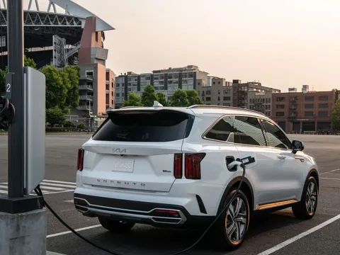 KIA sẽ khai tử xe điện sạc ngoài? Điều gì sẽ xảy ra với Hyundai?