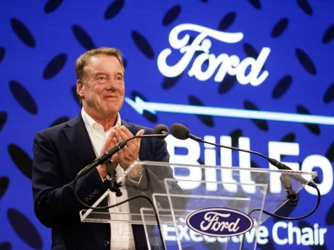 Chủ tịch Ford: 'Mỹ chưa thể cạnh tranh với Trung Quốc về xe điện'