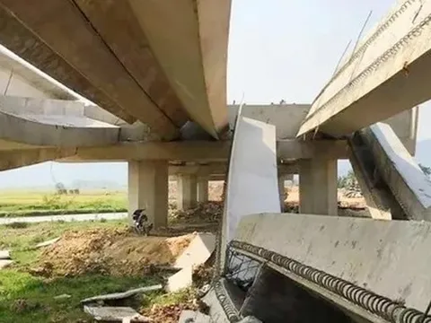Sập nhiều phiến dầm trên cao tốc Diễn Châu - Bãi Vọt