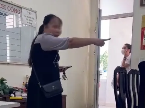 Sau khi xúc phạm cán bộ phường, nữ cán bộ Sở Nội vụ mới được đưa đi chữa bệnh