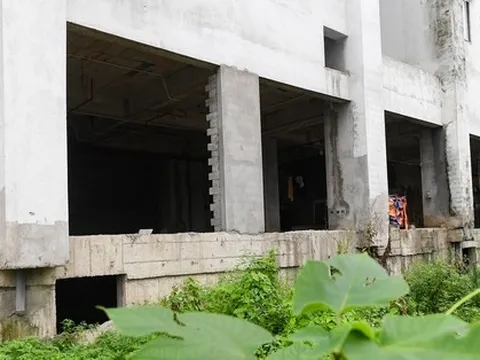 Hàng nghìn căn hộ tái định cư bỏ hoang trên “đất vàng' Hà Nội