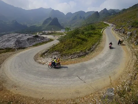 Hà Giang nói gì về đề xuất thu phí Cao nguyên đá Đồng Văn?