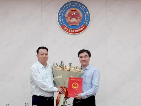 Bộ Tài chính bổ nhiệm ông Phạm Văn Bình làm Phó Cục trưởng Cục Quản lý giá