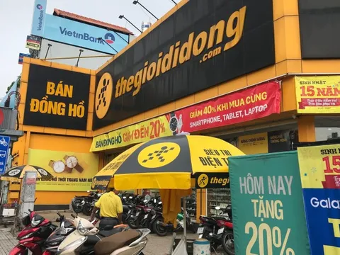 Tổng doanh thu Điện máy xanh và Thế giới di động giảm 27% so với cùng kỳ, riêng một mặt hàng tăng trưởng 100%