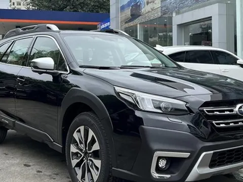Subaru Outback 2023 sau 2 tháng ra mắt đã giảm giá gần 80 triệu, nhập cuộc đua khuyến mãi với GLC và X3