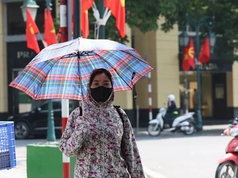 Miền Bắc, miền Trung bước vào đợt nắng nóng kéo dài