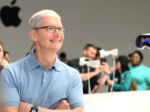 Cổ phiếu Apple tăng kỉ lục, vốn hoá tiến sát 3000 tỷ đô