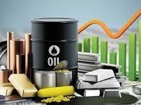 Thị trường ngày 30/6: Giá dầu, khí tự nhiên và thép cây đồng loạt tăng, đồng thấp nhất 1 tháng