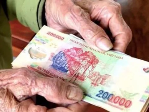 Chính phủ tăng lương hưu, trợ cấp bảo hiểm xã hội và trợ cấp hàng tháng từ 1/7