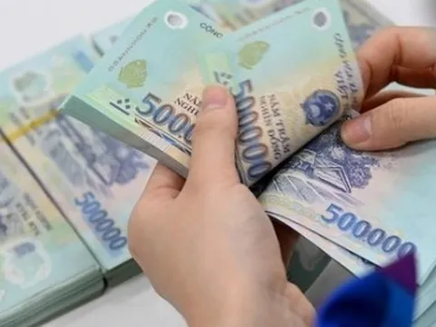 Từ ngày mai (1/7), lương công chức loại A0, A1, A2, A3 sẽ tăng như thế nào?