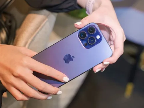Mất giá nhanh nhất sau 9 tháng ra mắt, iPhone 14 Pro Max tiếp tục phá đáy tại Việt Nam