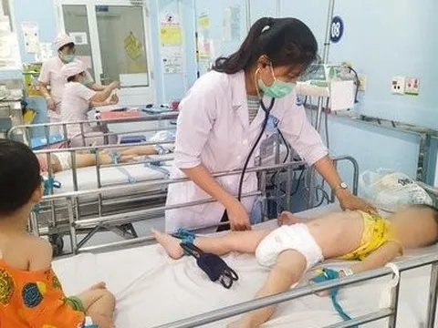 Bộ Y tế lập 7 đoàn kiểm tra, giám sát phòng chống bệnh tay chân miệng
