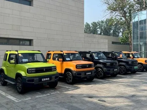 "Người anh em" của xe điện mini Wuling Hongguang Mini vừa ra mắt ở Việt Nam giá 260 triệu, tầm di chuyển "ăn đứt"