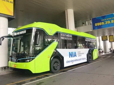 Sân bay Nội Bài lần đầu sử dụng xe bus điện