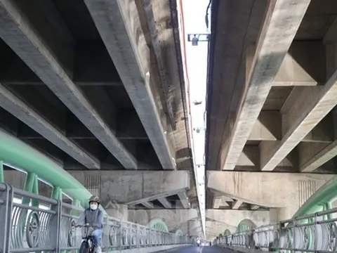 Vì sao cây cầu vòm sắt hơn 60 tỷ đồng thưa vắng người đi lại ở Thủ đô