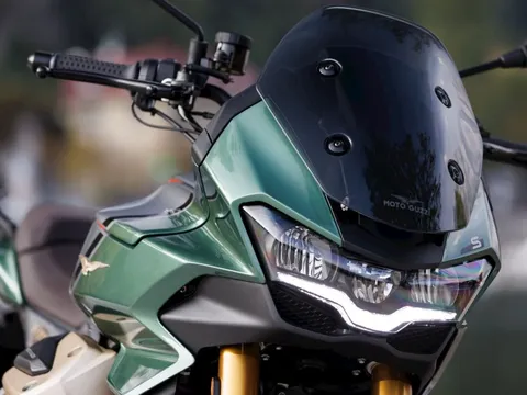 Cận cảnh mẫu xe phân khối lớn với tính năng "độc nhất vô nhị", tiêu thụ 4,7L/100km, sắp về Việt Nam