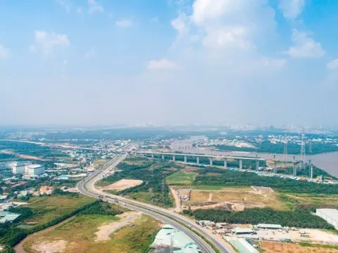 Lùi thời hạn hoàn thành cao tốc Bến Lức - Long Thành đến tháng 9/2025