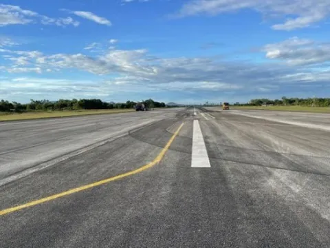 Sân bay Vinh mở cửa trở lại từ 7 giờ sáng nay