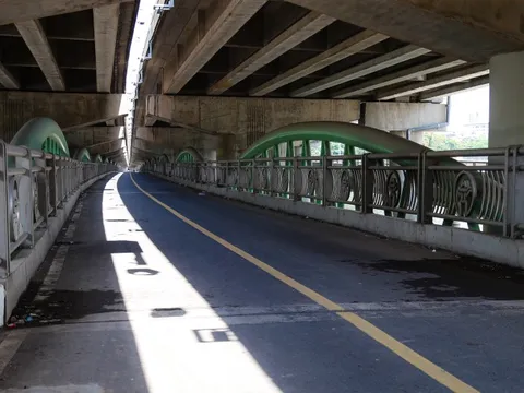 CLIP: Hiện trạng cây cầu "đi trước đón đầu" trị giá 65 tỉ đồng