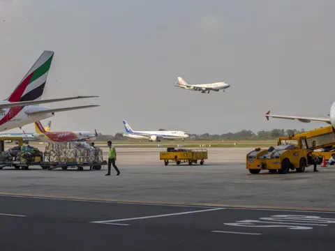 Phát hiện cánh quạt động cơ máy bay hành trình Hà Nội - Đà Nẵng bị mẻ