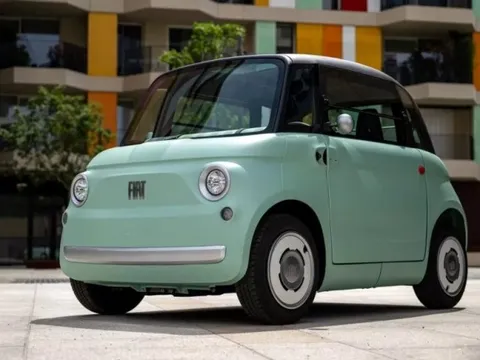 Đây có phải đỉnh cao của ô tô điện mini dạo phố: Fiat Topolino tầm hoạt động 75 km, trẻ 14 tuổi cũng lái được
