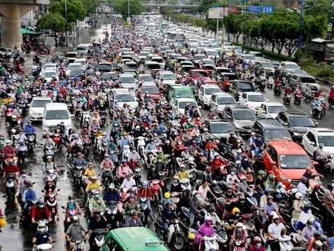 Bà Trương Thị Mai: Sớm hạn chế phương tiện cá nhân tại Hà Nội và TP HCM