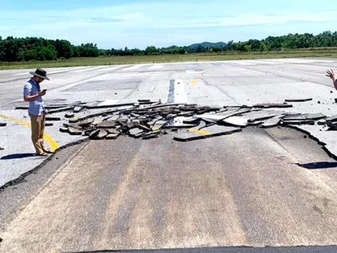 Bong vỡ mặt đường băng sân bay Vinh: Nguy cơ lặp lại