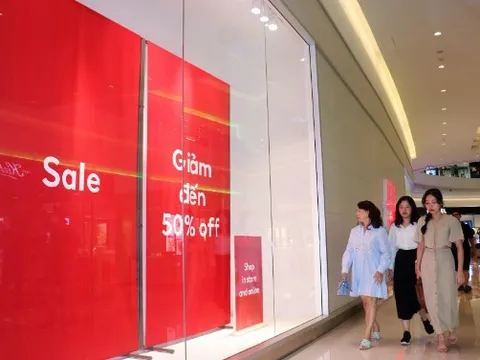 Bùng nổ siêu sale cuối mùa lên tới 80% tại Crescent Mall