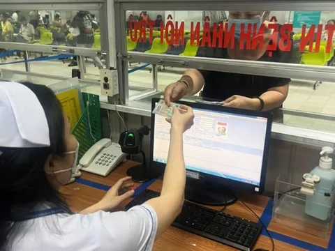 TP HCM: Không để người bệnh có thẻ BHYT phải mua thuốc bên ngoài