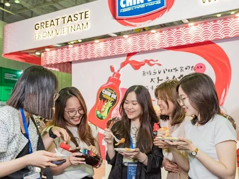 Chin-su thăng hạng thương hiệu thực phẩm được người Việt lựa chọn nhiều nhất