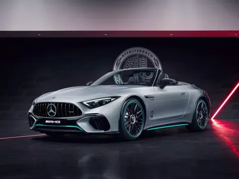 Cận cảnh siêu phẩm Mercedes SL 63 4Matic+ Motorsport Collectors Edition