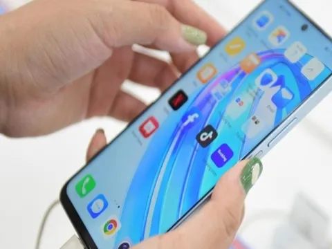 HONOR X8a chính thức mở bán, mệnh danh “vua cấu hình” mới trong phân khúc tầm trung, camera 100MP