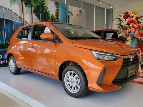 Toyota Wigo 2023 vừa mở bán đã giảm giá: Khởi điểm còn 355 triệu, rẻ nhất phân khúc nhưng vẫn hơn công nghệ an toàn