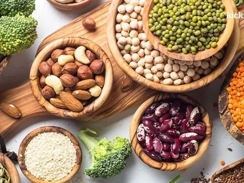 Thực phẩm từ thực vật vào nhà hàng, chuỗi cà phê