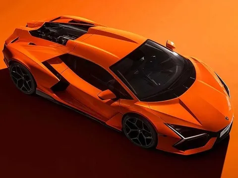 Siêu xe Hybrid Lamborghini vừa ra mắt đã cháy đơn đặt hàng đến năm 2025