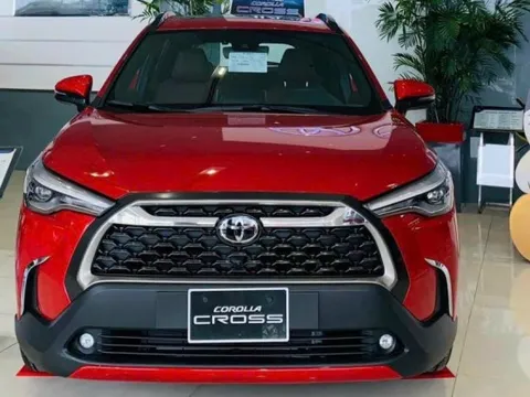Ngôi đầu nhiều phân khúc bị xáo trộn: Vios lấy lại ngôi vương, Seltos lật đổ Corolla Cross