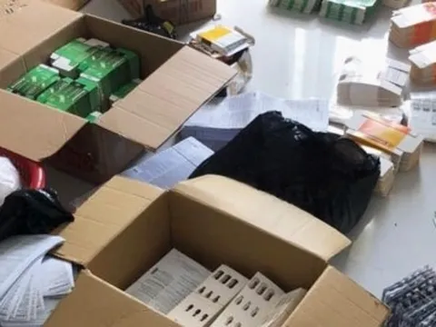 Công an TP.HCM lập chuyên án, bắt trùm 'biến' thuốc nội thành thuốc ngoại