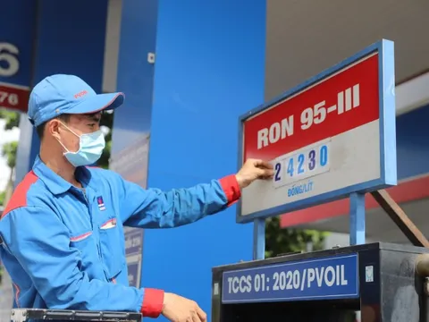 Giá xăng bật tăng từ 15h chiều hôm nay, 11/7