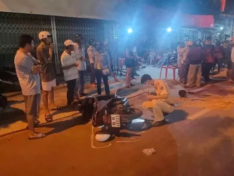 Bình Thuận: Xe máy va chạm với xe khách, một người tử vong