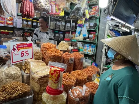 Hồi sinh chợ truyền thống