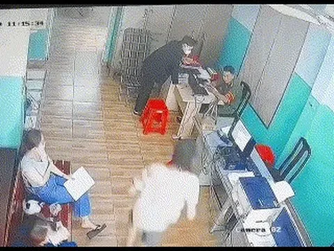 TP HCM: Truy tìm người đàn ông xông vào trụ sở tấn công công an phường