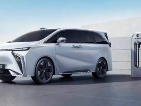 Thêm một "đàn em" của Toyota Alphard gây sốt: Một lần sạc đi được từ Hà Nội đến Đà Nẵng, sạc 200km chỉ trong 5 phút