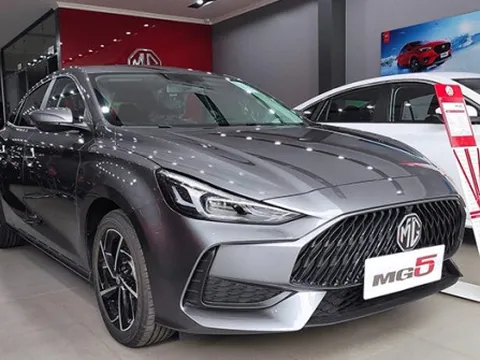 MG5 giảm giá kỷ lục gần 100 triệu tại đại lý: Bản rẻ nhất khoảng 440 triệu, chỉ ngang Morning, i10