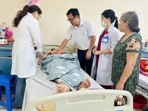 Vụ viêm ruột thừa cắt buồng trứng: Ê-kíp bác sĩ nói vì lợi ích người bệnh