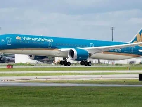 Máy bay Vietnam Airlines từ Anh về TPHCM hạ cánh khẩn cấp ở Dubai